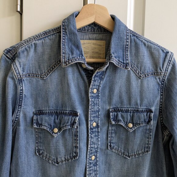 American Eagle Denim Shirt S Blue Chambray Pearl Snap Vintage Slim Fit West - Picture 5 of 10